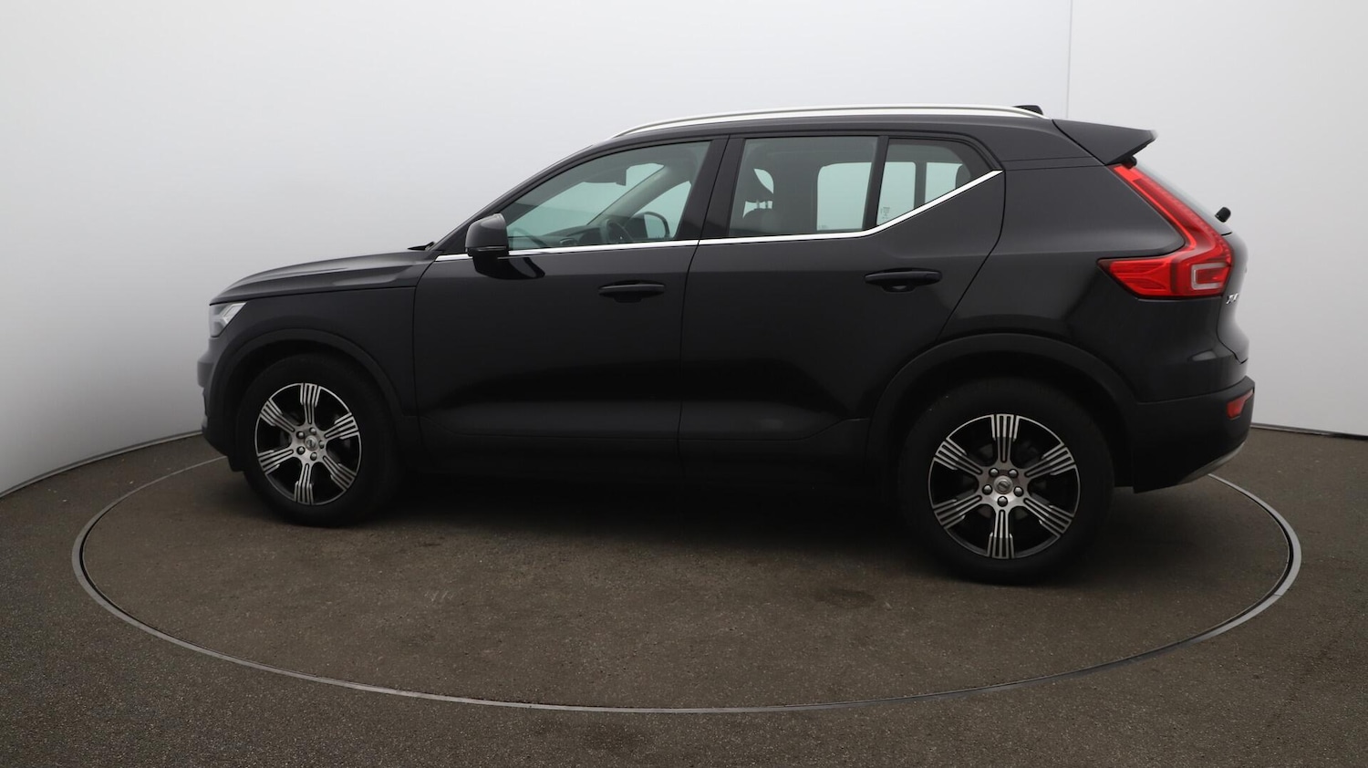 Used Volvo XC40 2021 for sale - 76059823: Photo 57