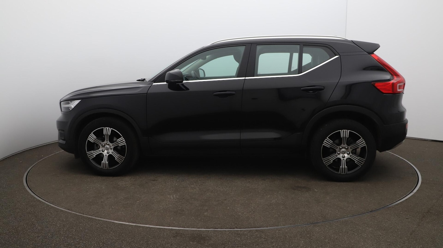 Used Volvo XC40 2021 for sale - 76059823: Photo 63