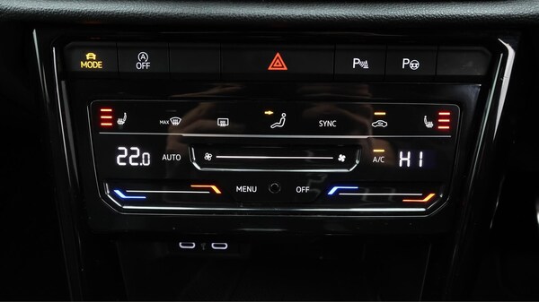 Used Volkswagen T-Roc 2022 for sale - 76109808: Photo 13