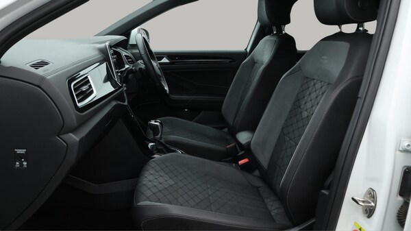 Used Volkswagen T-Roc 2022 for sale - 76109808: Photo 15