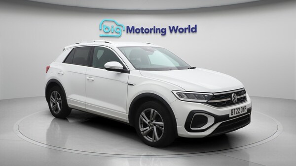 Used Volkswagen T-Roc 2022 for sale - 76109808: Photo 2