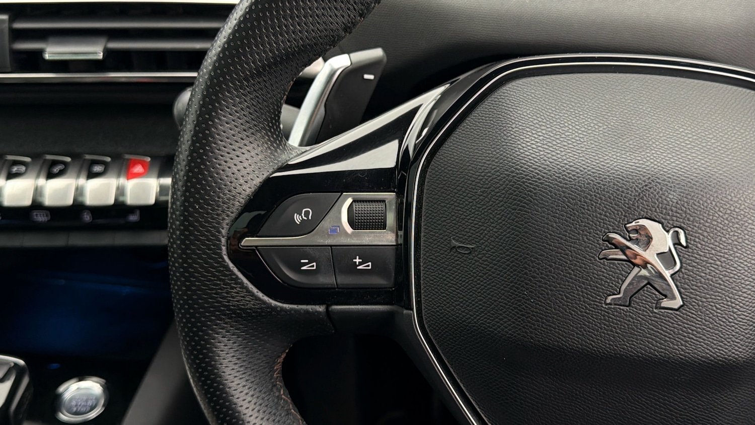 Used Peugeot 3008 2020 for sale - 77931120: Photo 23