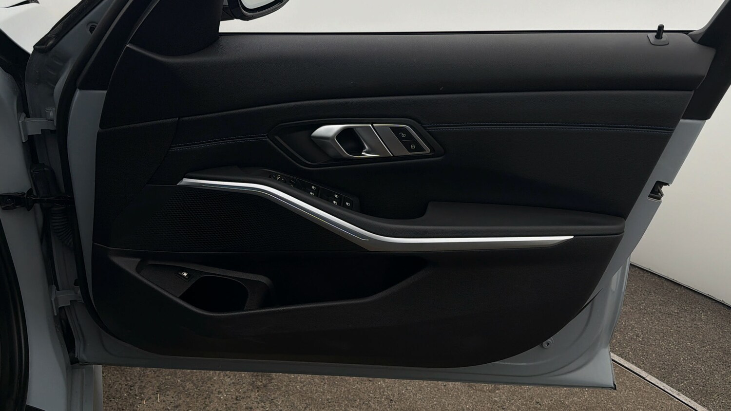 Used BMW 3 Series for sale - 77813253: Photo 14