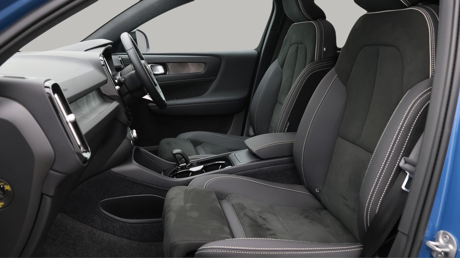 Used Volvo C40 2022 for sale - 76380514: Photo 14
