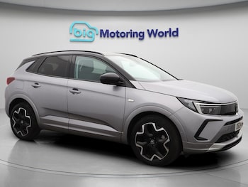 2024 (24) - 1.2 Turbo Ultimate SUV 5dr Petrol Manual Euro 6 (s/s) (130 ps)