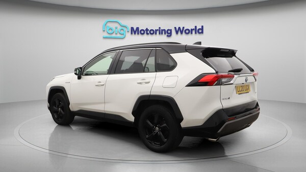 Used Toyota RAV4 2020 for sale - 76059675: Photo 6