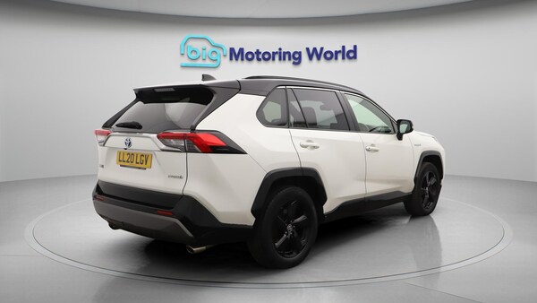 Used Toyota RAV4 2020 for sale - 76059675: Photo 8