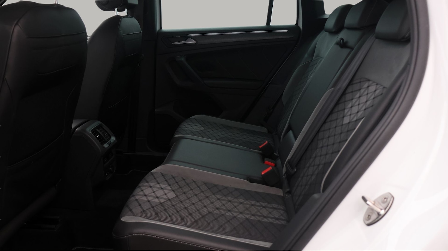 Used Volkswagen Tiguan 2020 for sale - 77746126: Photo 16