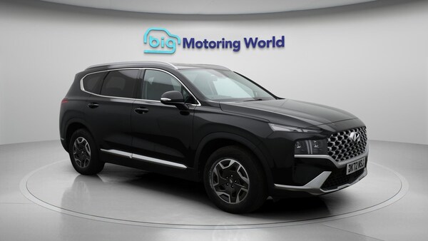 Used Hyundai Santa Fe 2022 for sale - 76270842: Photo 2