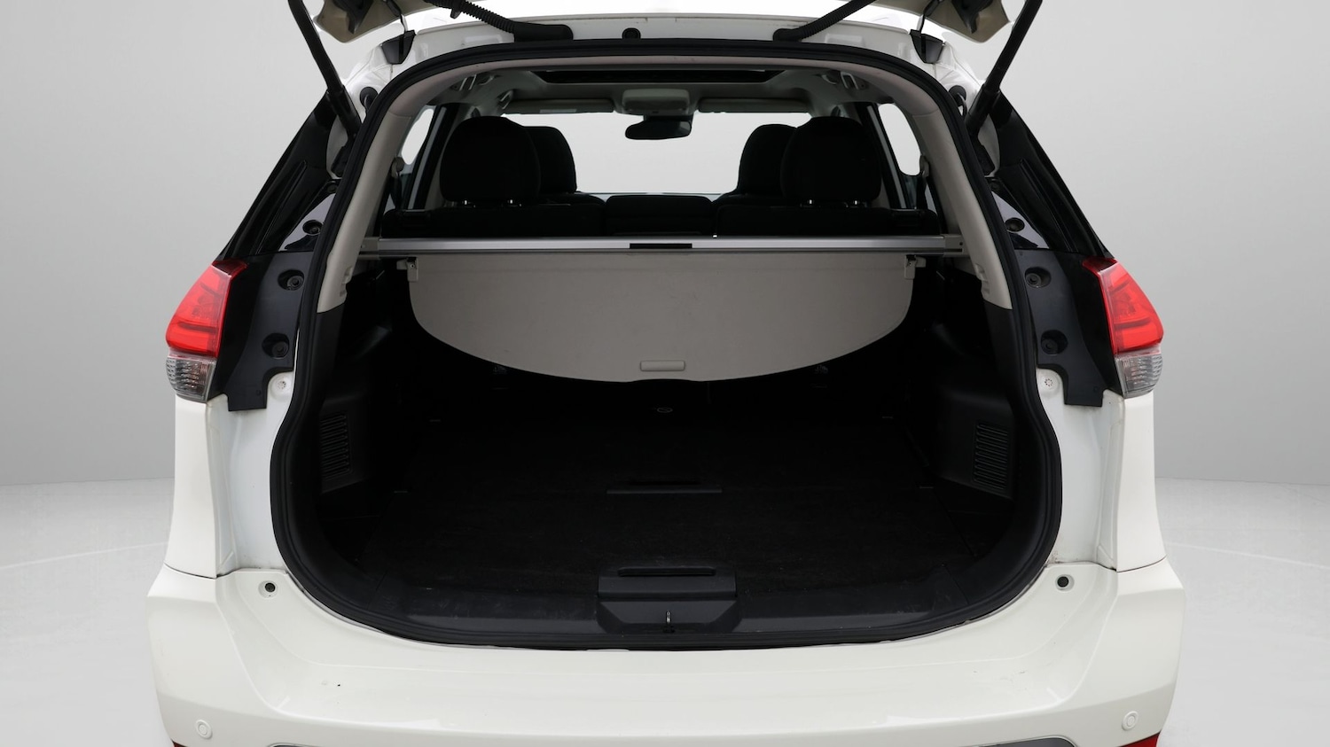 Used Nissan X-Trail 2020 for sale - 77208136: Photo 17