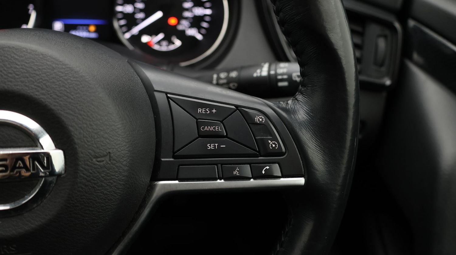 Used Nissan X-Trail 2020 for sale - 77208136: Photo 27