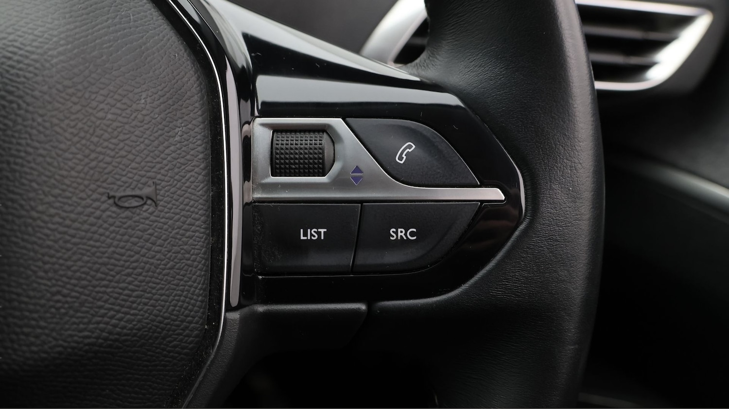 Used Peugeot 5008 2022 for sale - 77381103: Photo 23