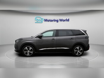 Used Peugeot 5008 2022 for sale - 77381103: Photo