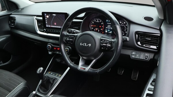 Used Kia Stonic 2022 for sale - 75657589: Photo 10