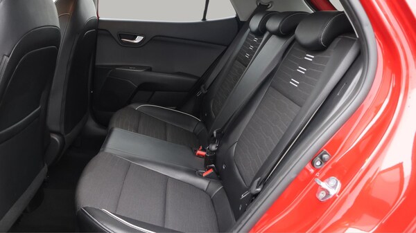 Used Kia Stonic 2022 for sale - 75657589: Photo 17