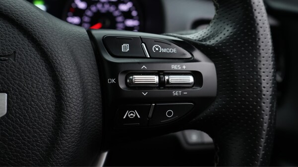 Used Kia Stonic 2022 for sale - 75657589: Photo 24