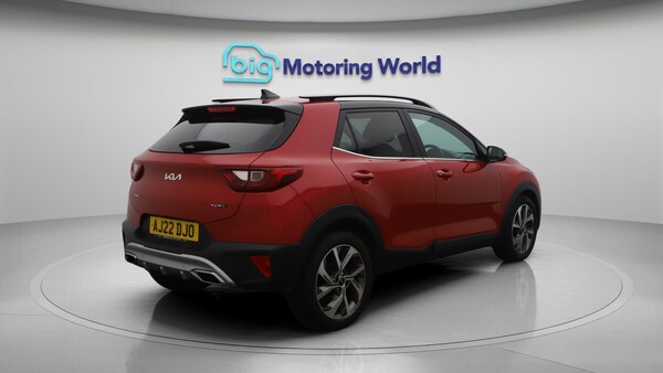Used Kia Stonic 2022 for sale - 75657589: Photo 8