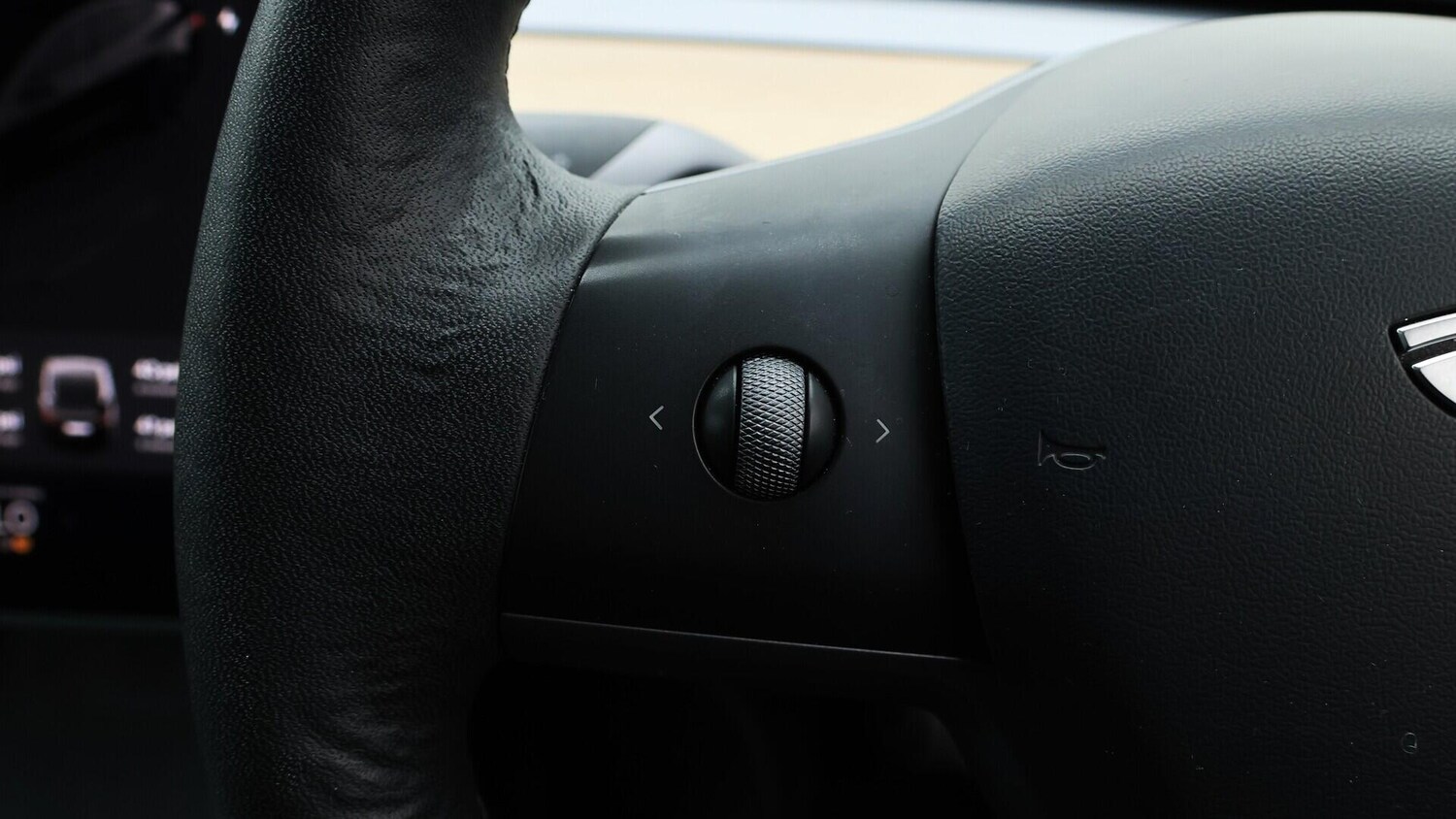 Used Tesla Model 3 2022 for sale - 76137403: Photo 37