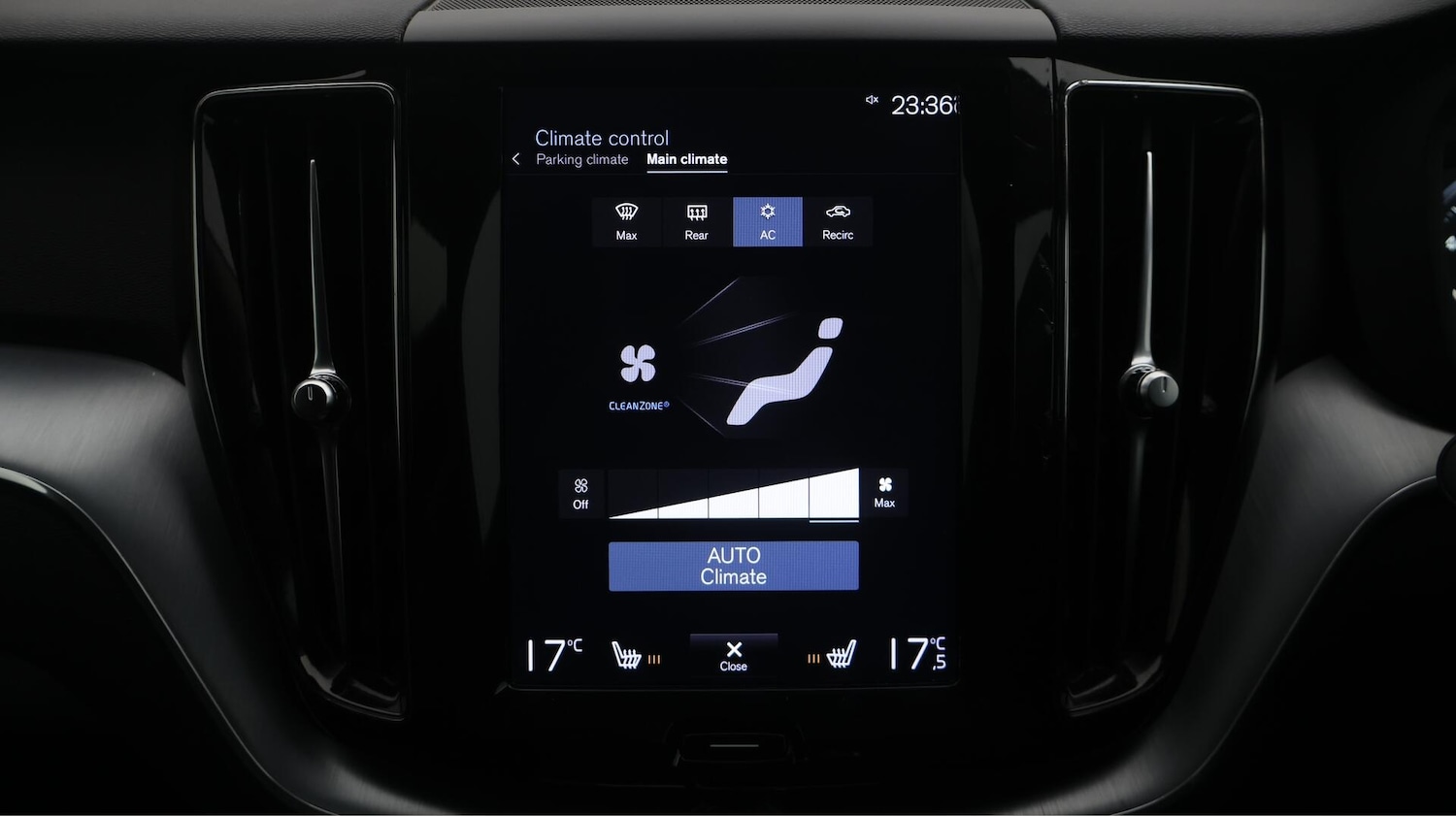 Used Volvo XC60 2018 for sale - 76381312: Photo 12