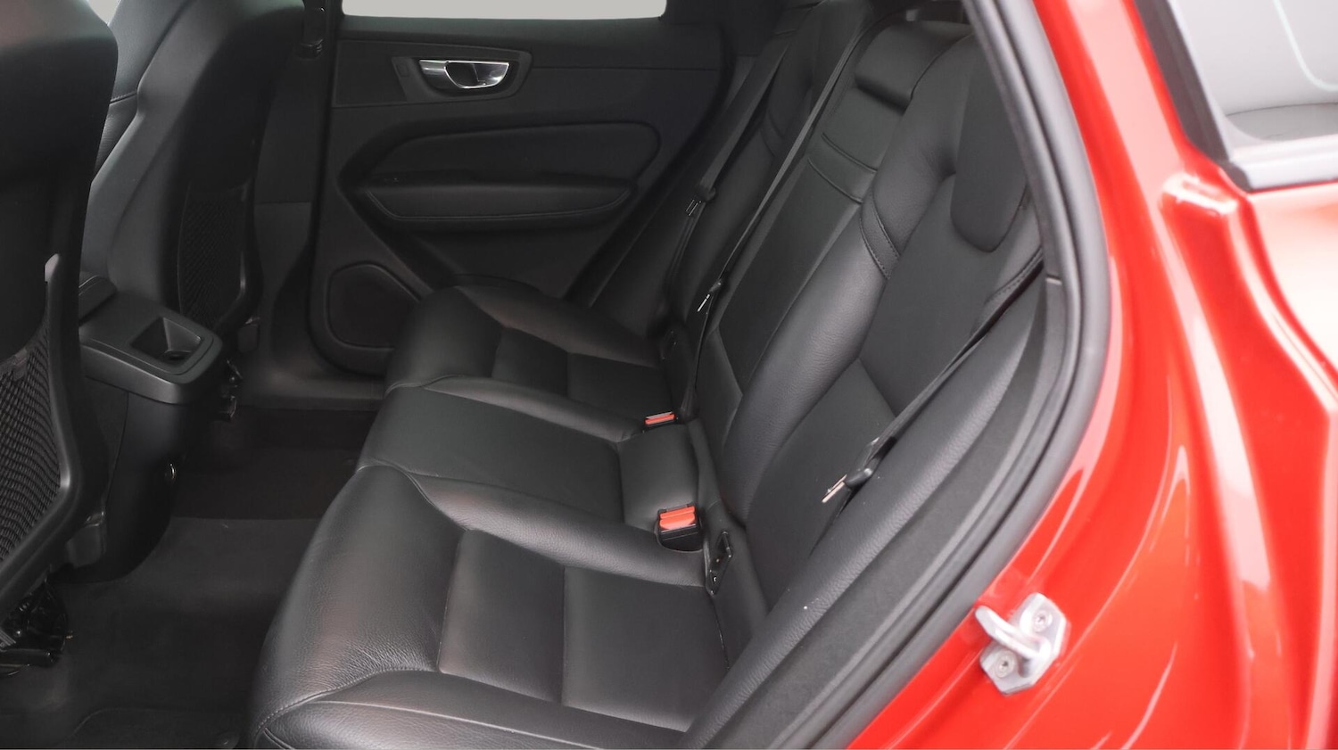 Used Volvo XC60 2018 for sale - 76381312: Photo 16