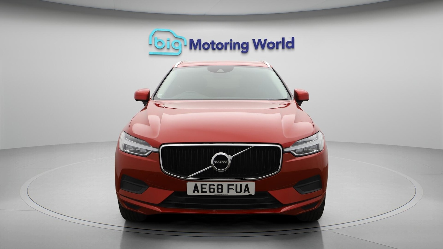 Used Volvo XC60 2018 for sale - 76381312: Photo 2