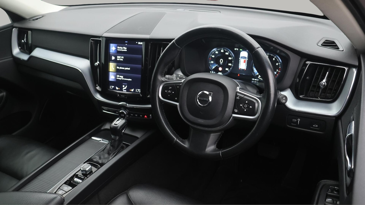 Used Volvo XC60 2018 for sale - 76381312: Photo 9