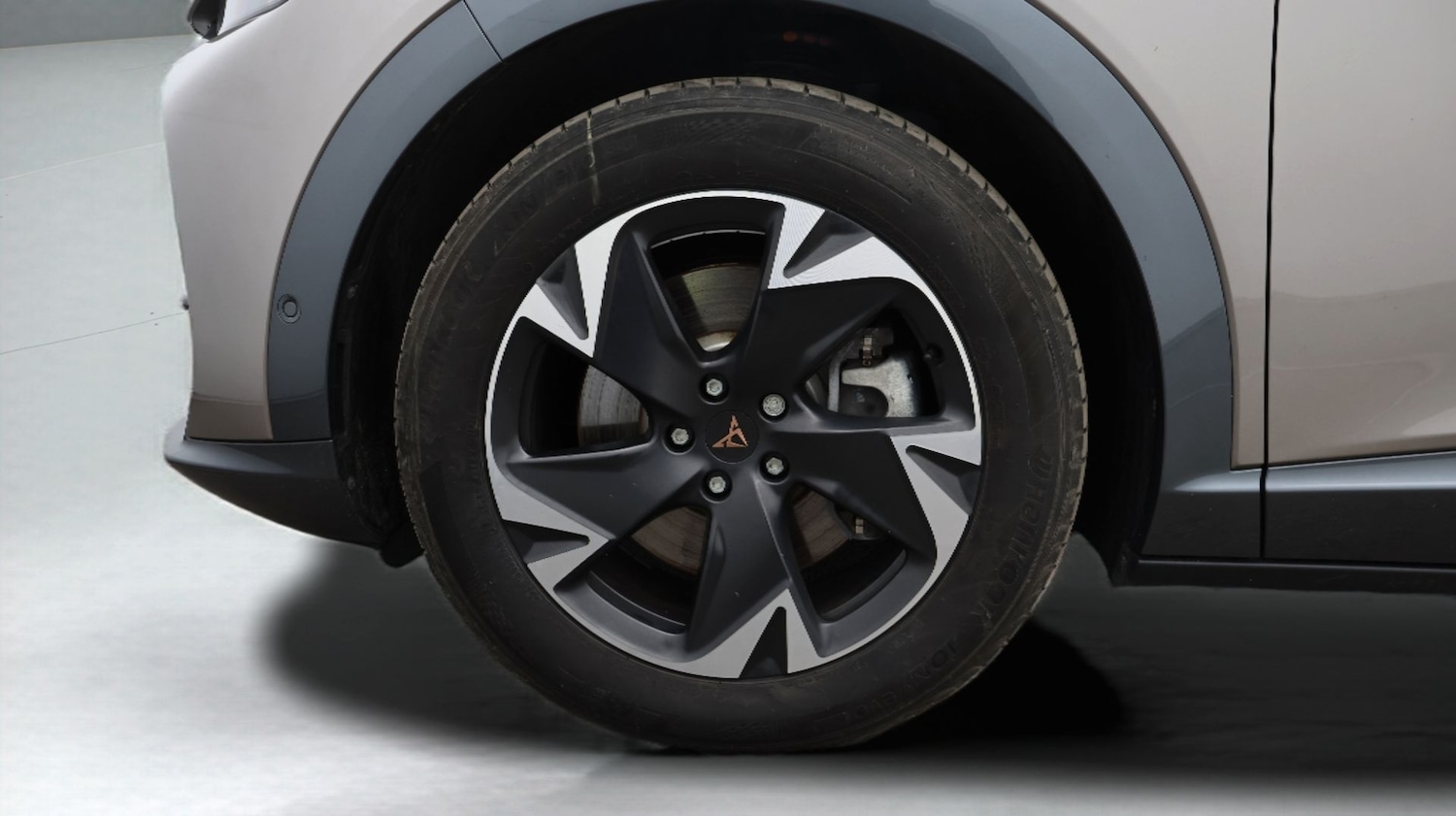 Used Cupra Tavascan 2025 for sale - 77181525: Photo 18