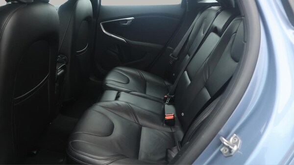Used Volvo V40 2019 for sale - 76227310: Photo 17