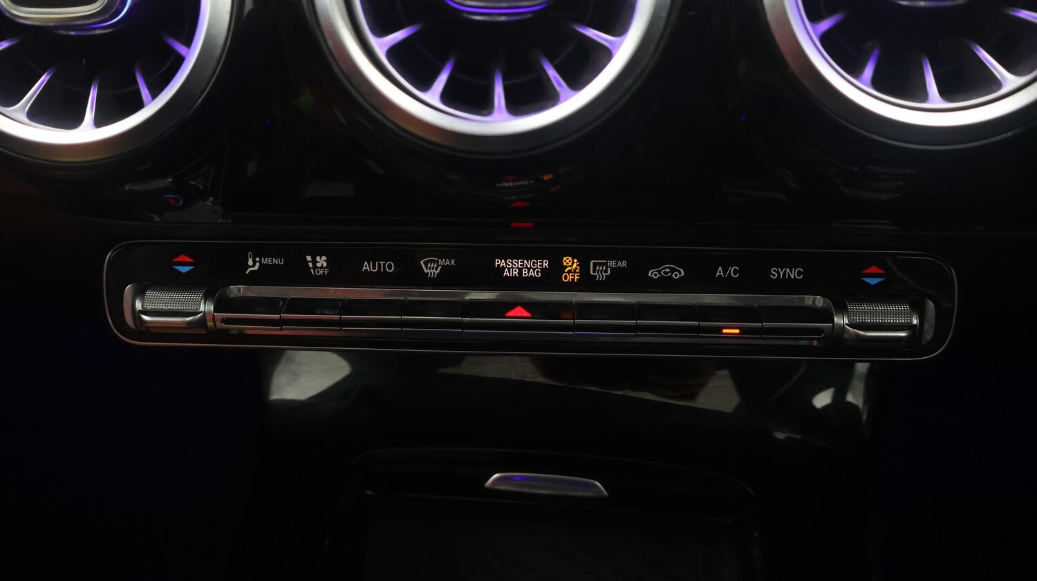 Used Mercedes-Benz CLA 2020 for sale - 76592471: Photo 13