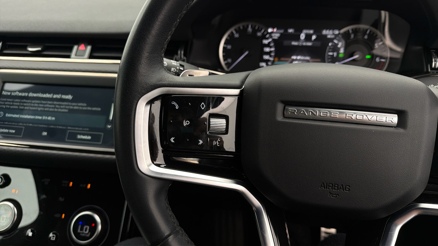 Used Land Rover Range Rover Evoque 2023 for sale - 77984994: Photo 23