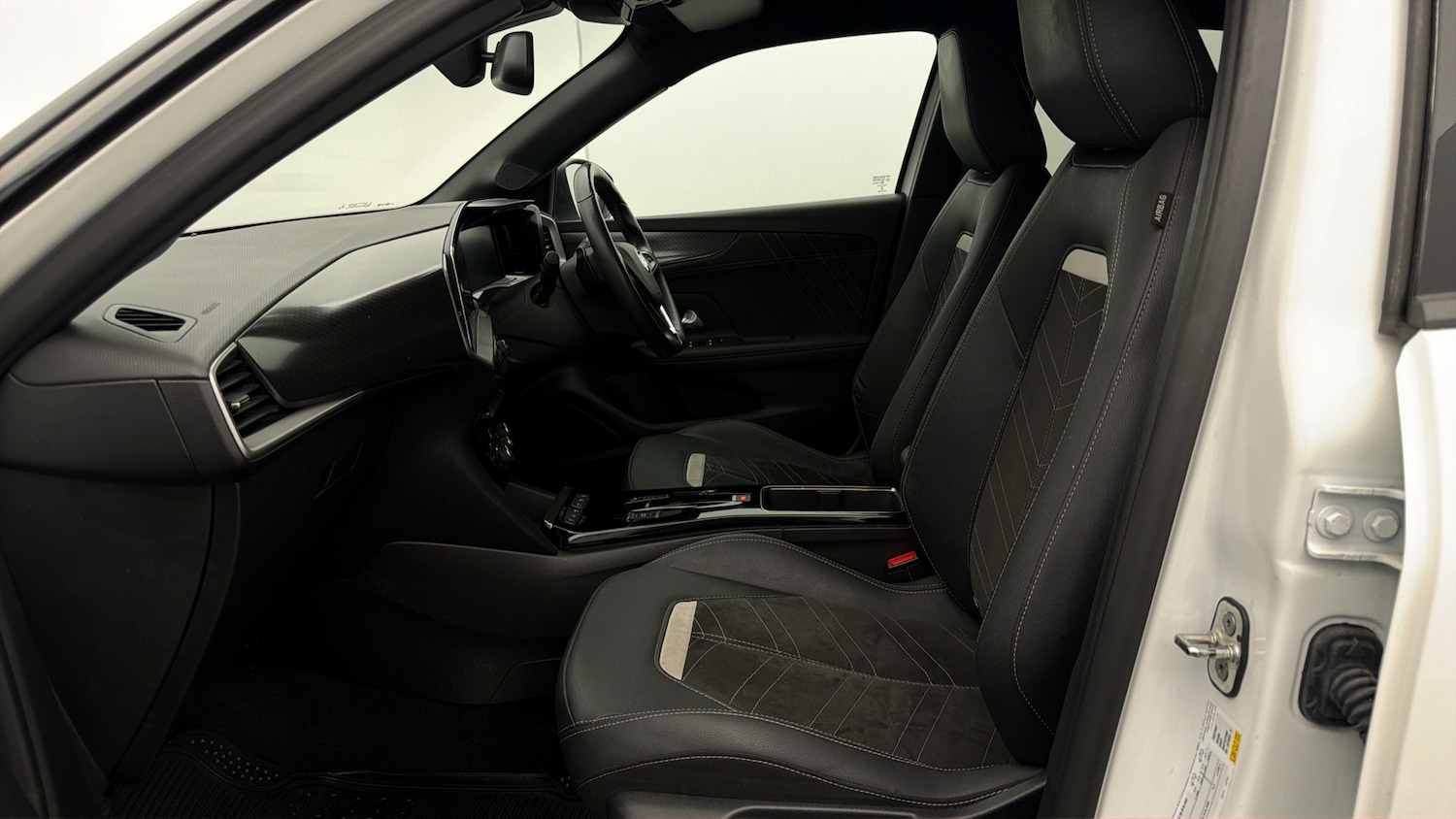 Used Vauxhall Mokka 2023 for sale - 77973610: Photo 13