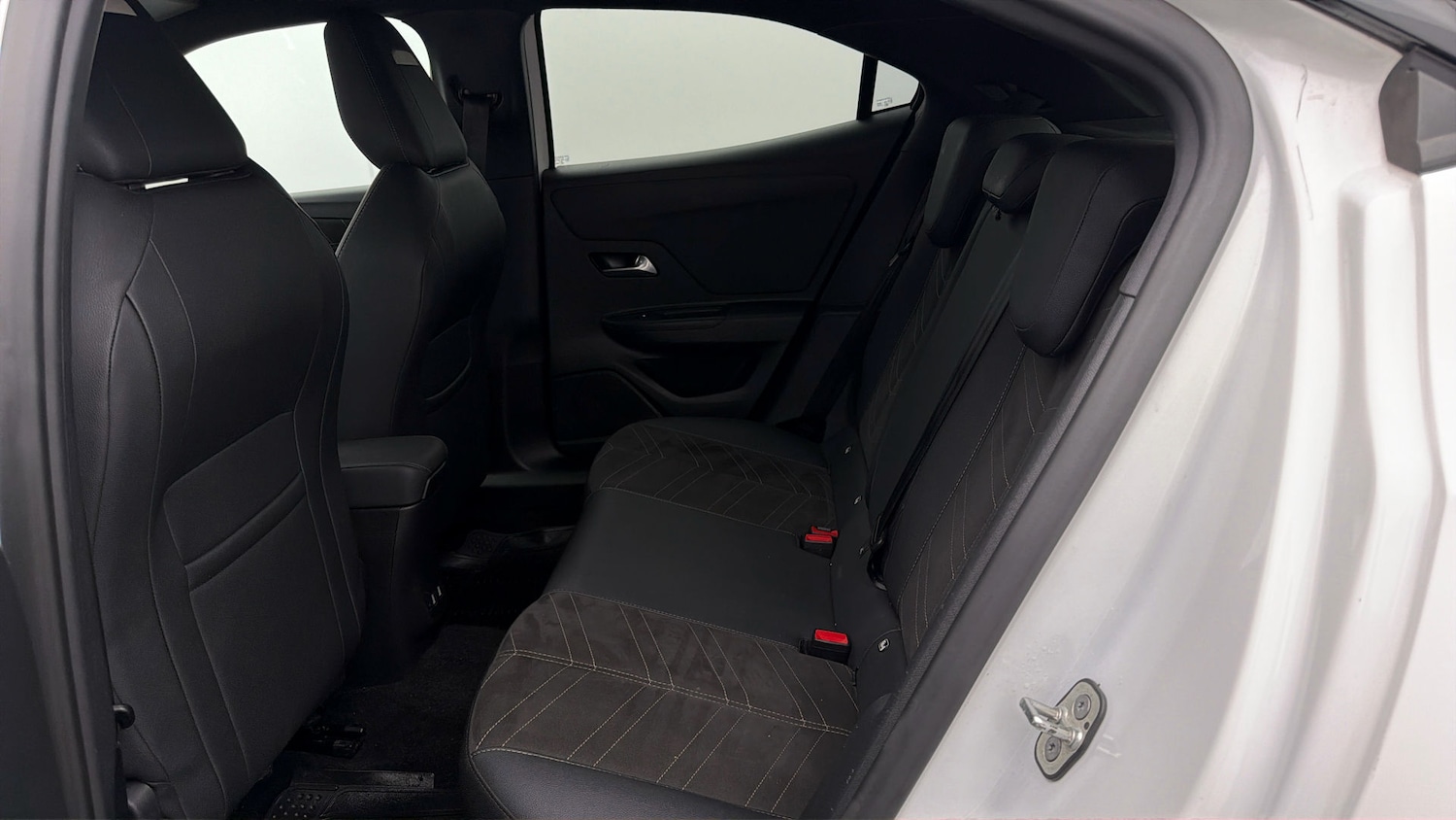 Used Vauxhall Mokka 2023 for sale - 77973610: Photo 15