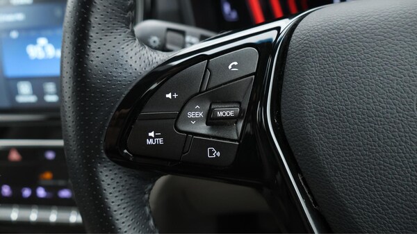 Used Ssangyong Tivoli 2023 for sale - 75552002: Photo 25