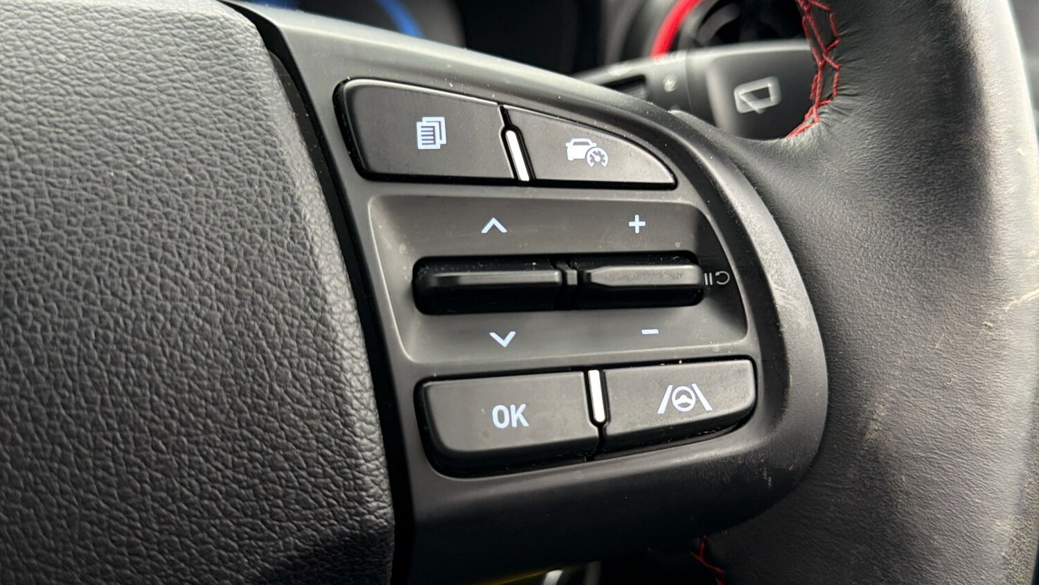 Used Hyundai i10 for sale - 78027583: Photo 23