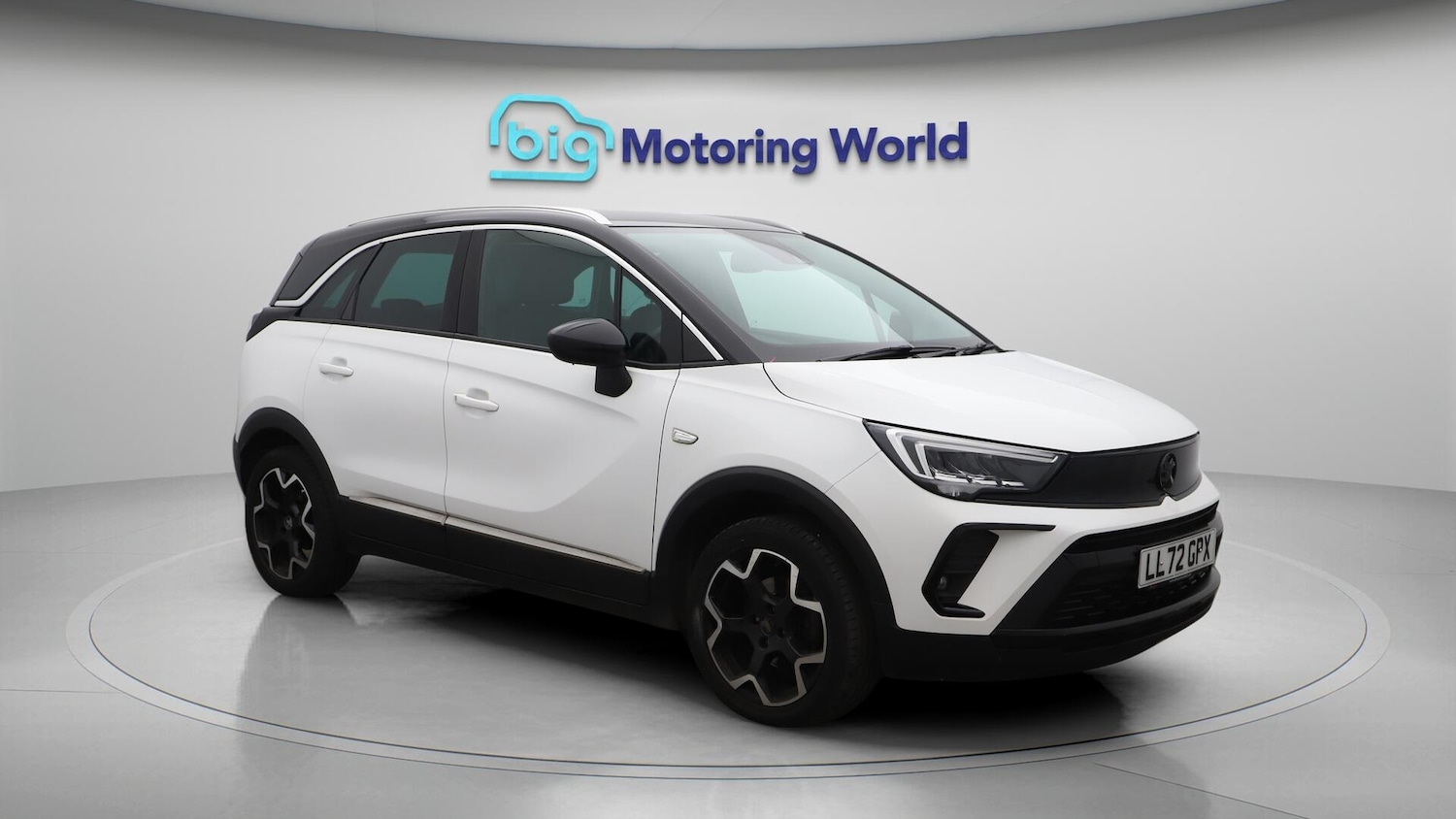 Used Vauxhall Crossland 2022 for sale - 76645441: Photo 2