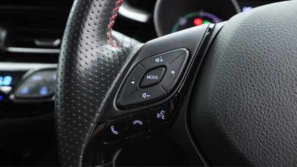 Used Toyota C-HR 2022 for sale - 75646819: Photo 25