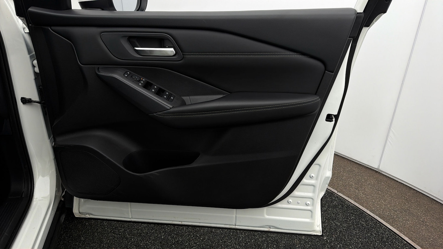 Used Nissan Qashqai for sale - 78196685: Photo 14