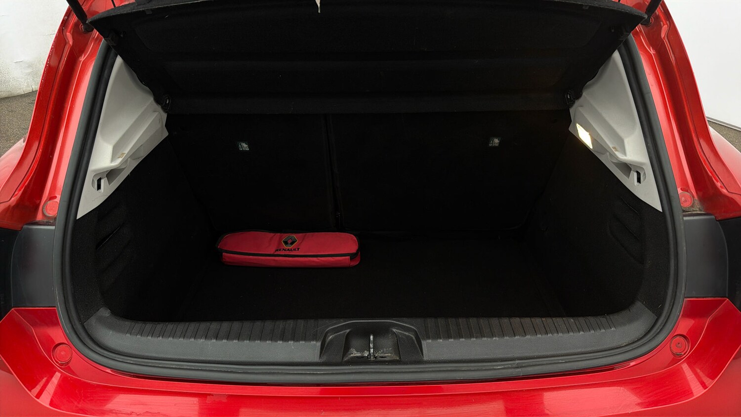 Used Renault Clio 2022 for sale - 78179080: Photo 16