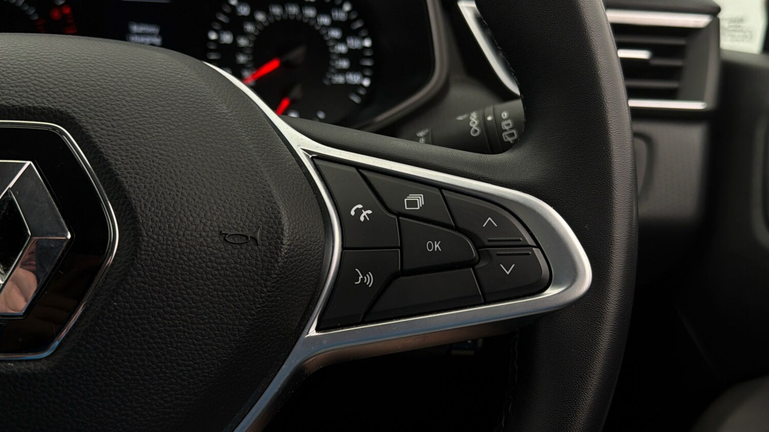 Used Renault Clio 2022 for sale - 78179080: Photo 23