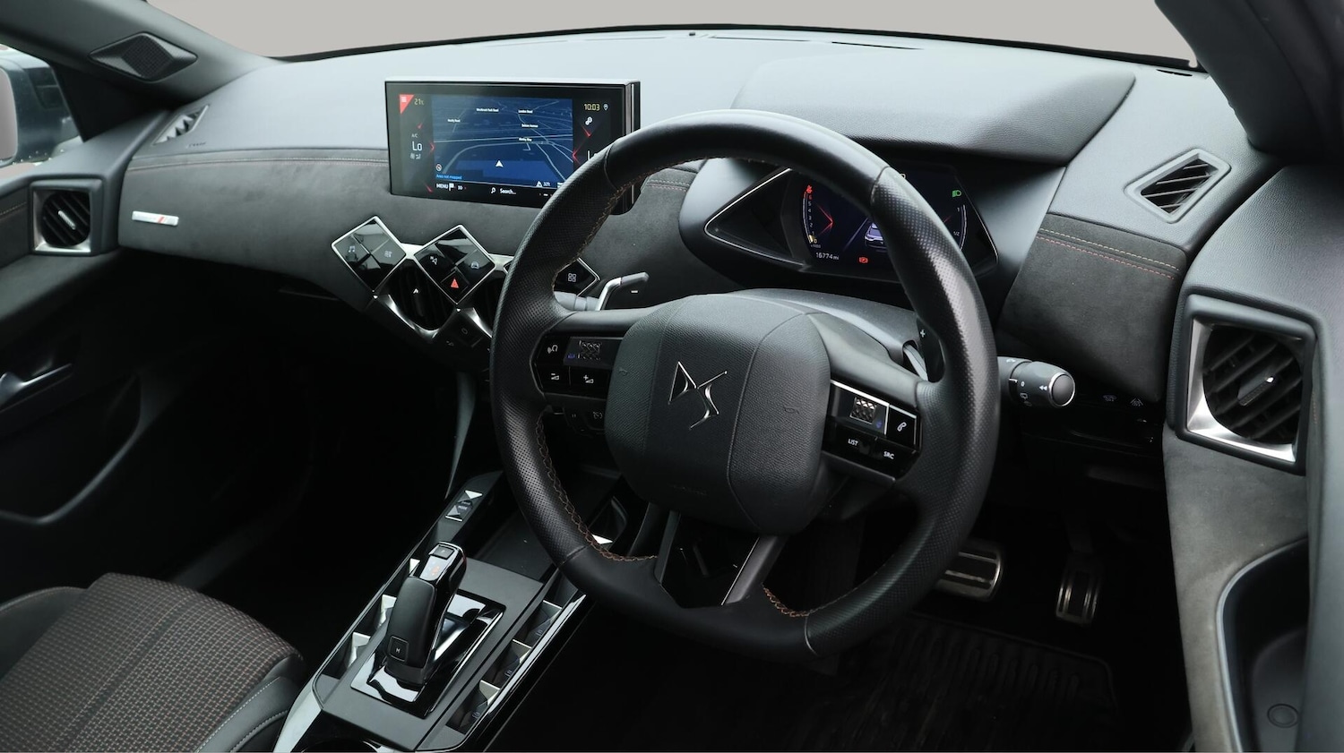 Used DS Automobiles DS 3 Crossback 2022 for sale - 76380660: Photo 10