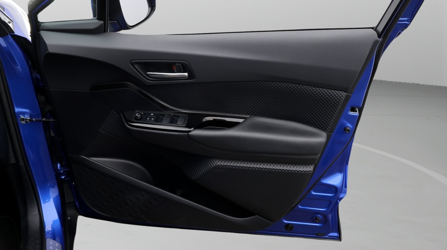 Used Toyota C-HR 2022 for sale - 77271153: Photo 15