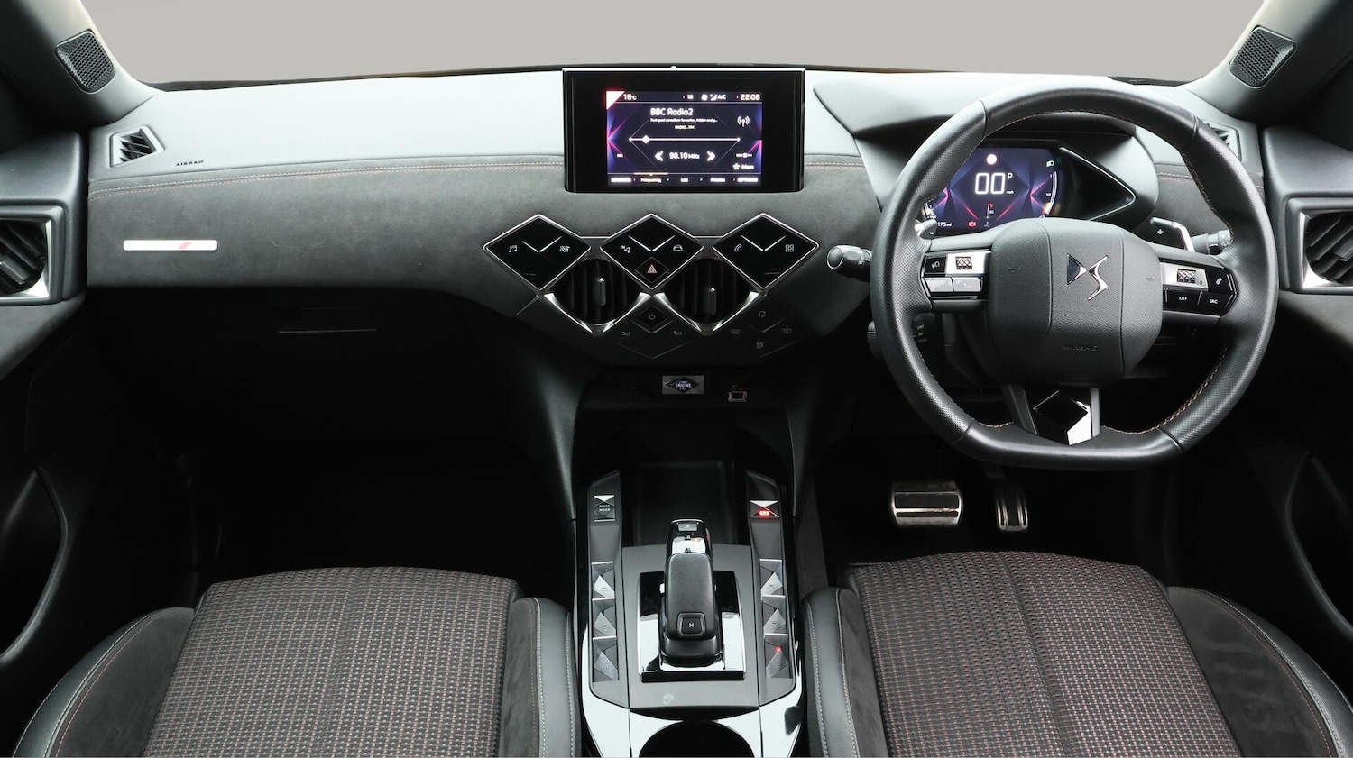 Used DS Automobiles DS 3 Crossback 2022 for sale - 76336655: Photo 14