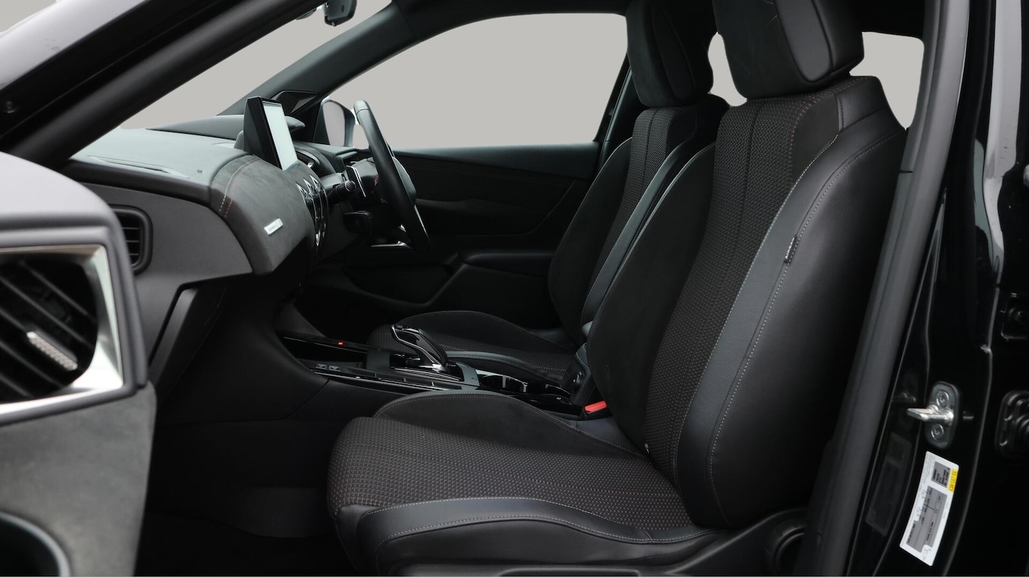 Used DS Automobiles DS 3 Crossback 2022 for sale - 76336655: Photo 15