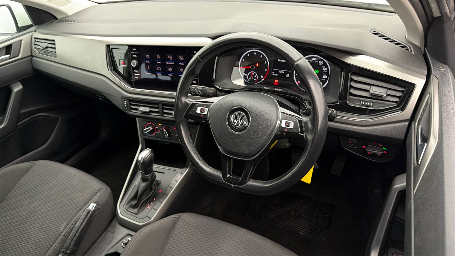 Used Volkswagen Polo 2019 for sale - 77946902: Photo 9