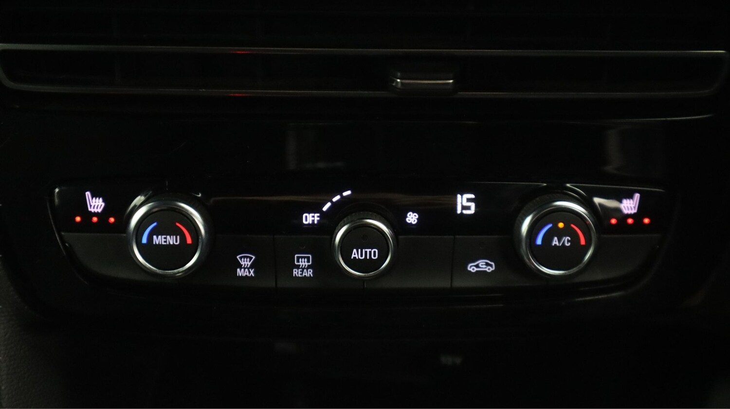 Used Vauxhall Mokka Electric for sale - 78027608: Photo 12