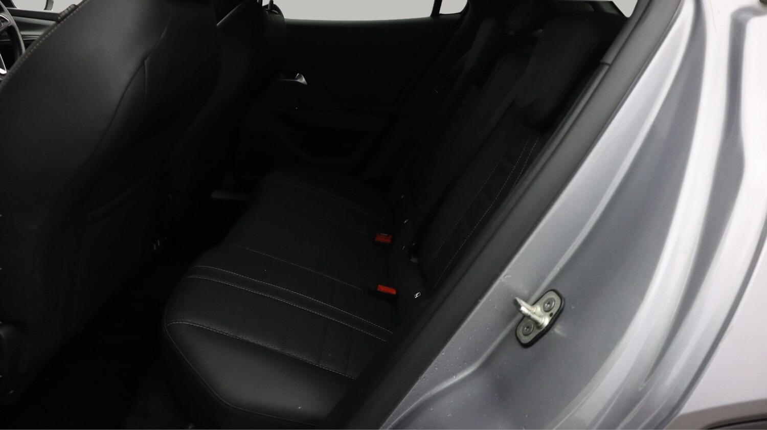 Used Vauxhall Mokka Electric for sale - 78027608: Photo 16