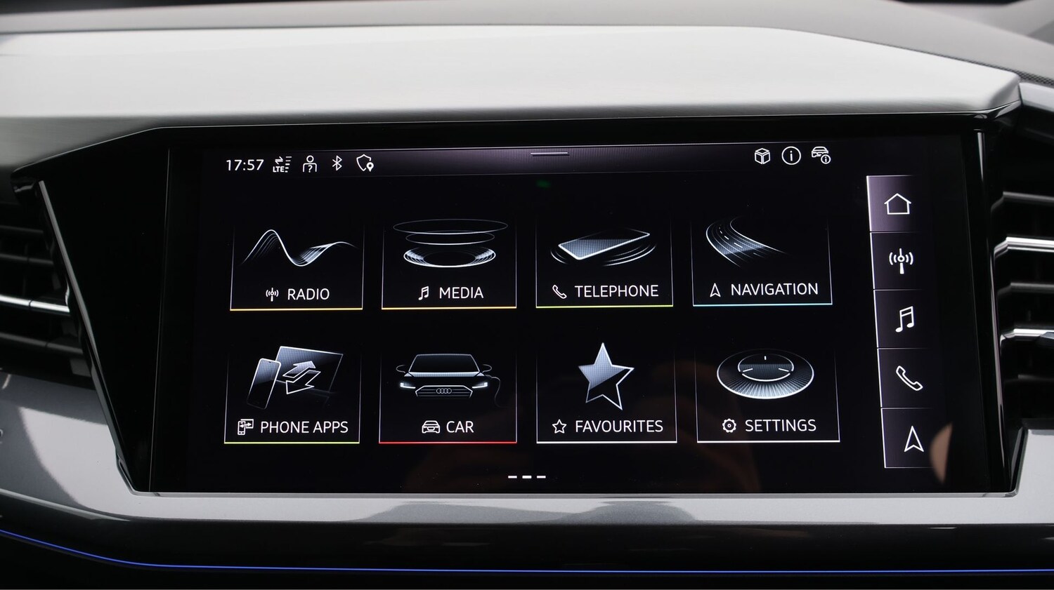 Used Audi Q4 e-tron 2024 for sale - 77758777: Photo 11