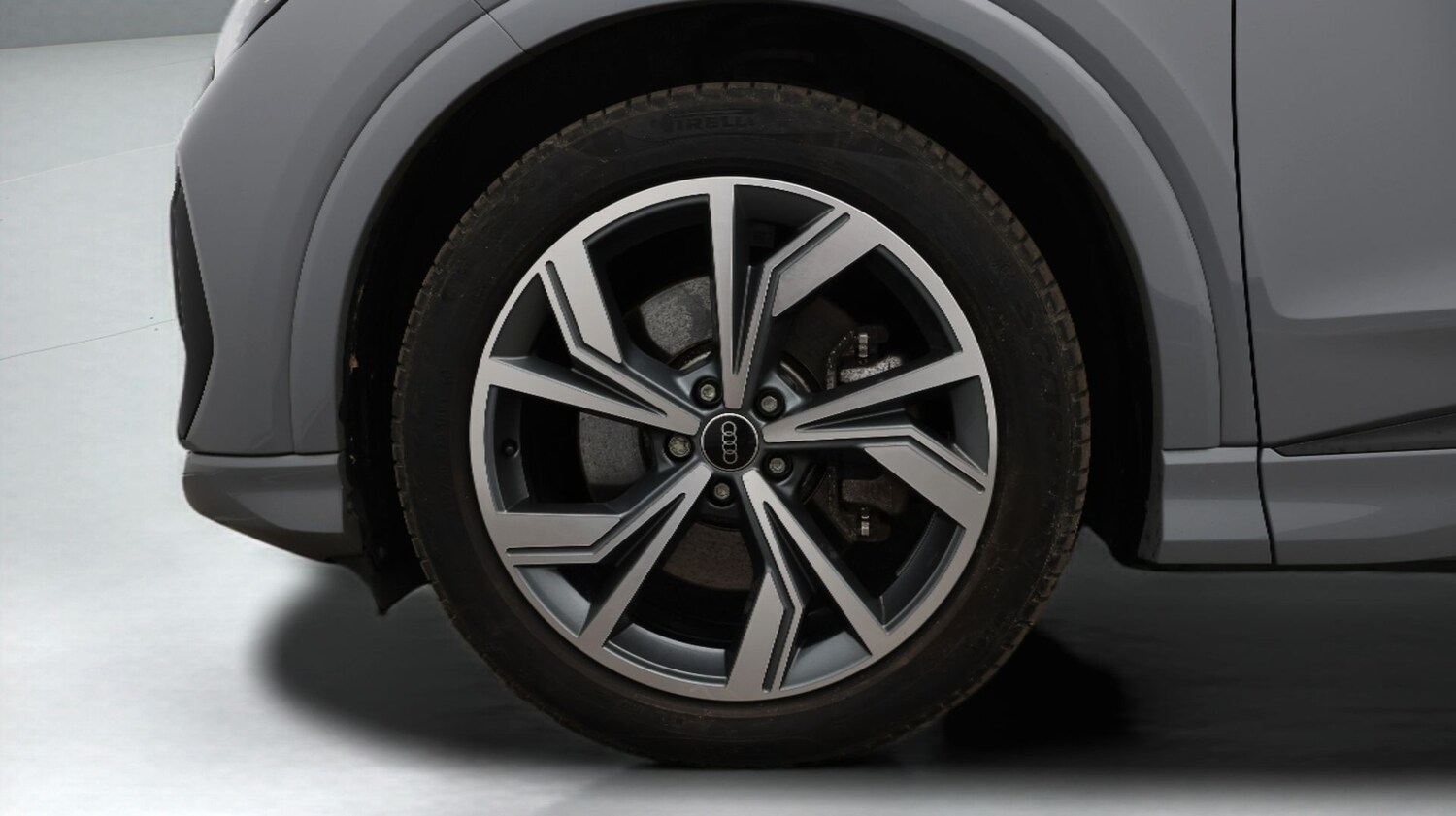 Used Audi Q4 e-tron 2024 for sale - 77758777: Photo 18