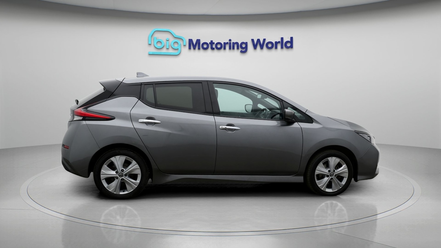 Used Nissan Leaf 2021 for sale - 77747570: Photo 8