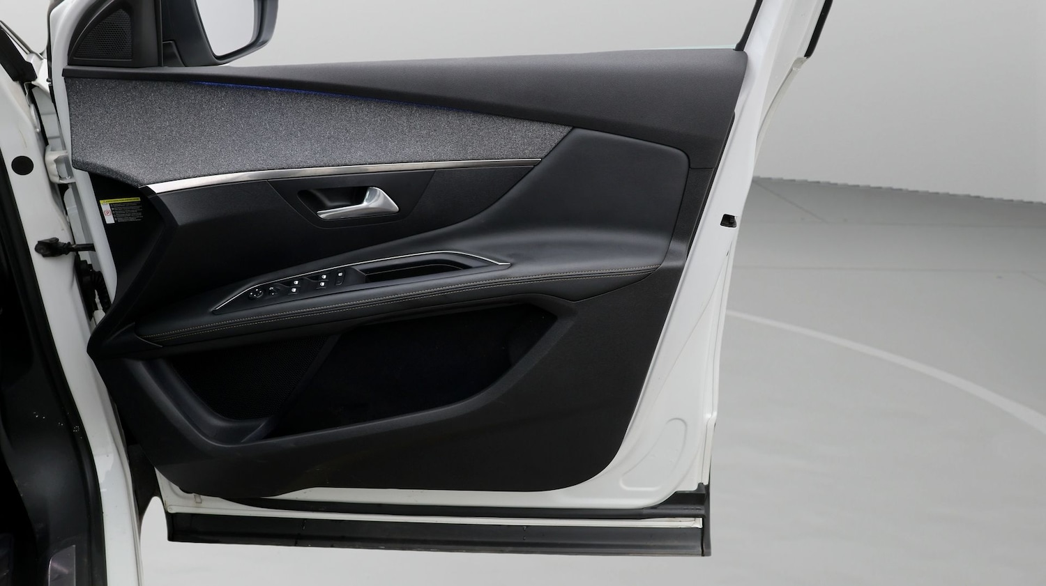 Used Peugeot 3008 2019 for sale - 77677363: Photo 15